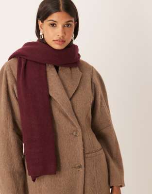 Mango Mango capsule scarf in cherry red