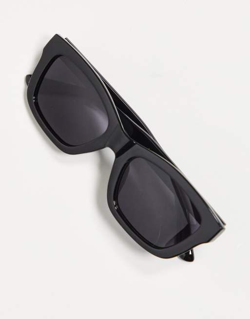 Cat eye store shaped sunglasses