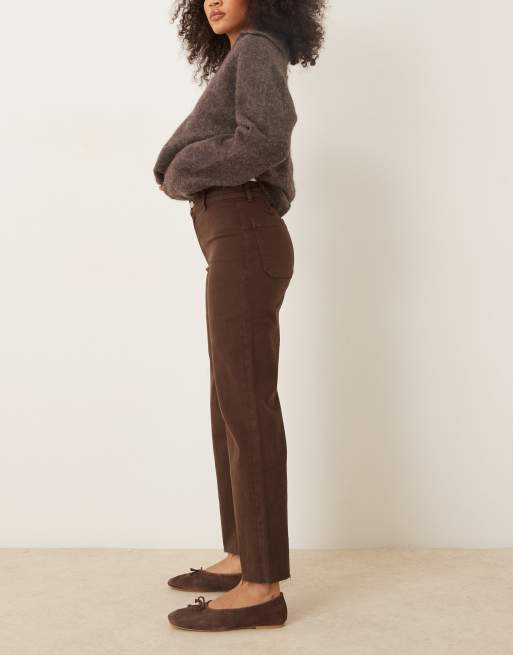 Mango - Catherin - Brune jeans i bomuldsblanding med lige ben og flossede kanter forneden, 3 af 5