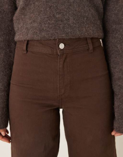 Mango – Catherin – Straight-Leg-Jeans aus Baumwollmix in Braun mit Fransensaum, 5 von 5