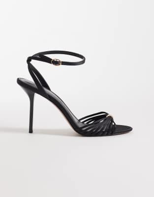 Mango - Chaussures à talon haut et détails métalliques - Noir