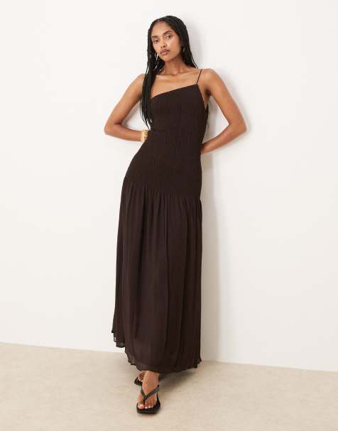 Mango - Chokoladebrun slip-kjole med oneshoulder- og asymmetrisk snit i chiffon - view 1