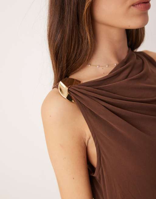 Mango cinched waist maxi dress with gold accent shoulder in chocolate brown  | ASOS
