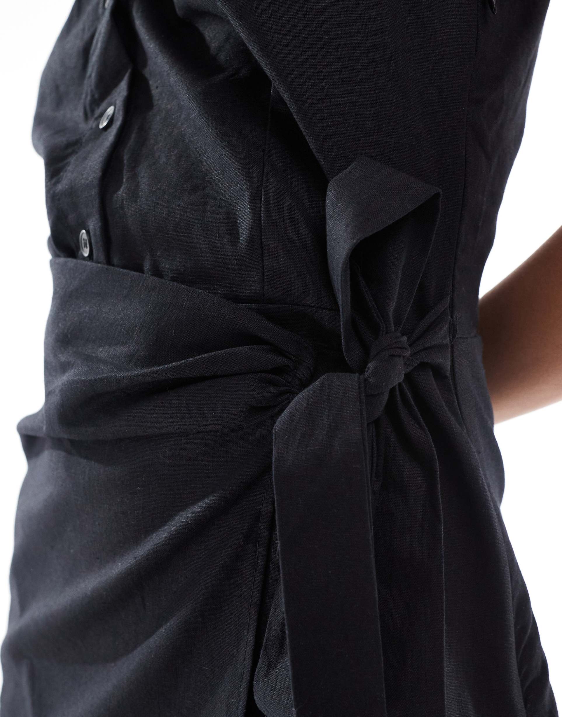 mango cinched waist sleeveless mini dress in black