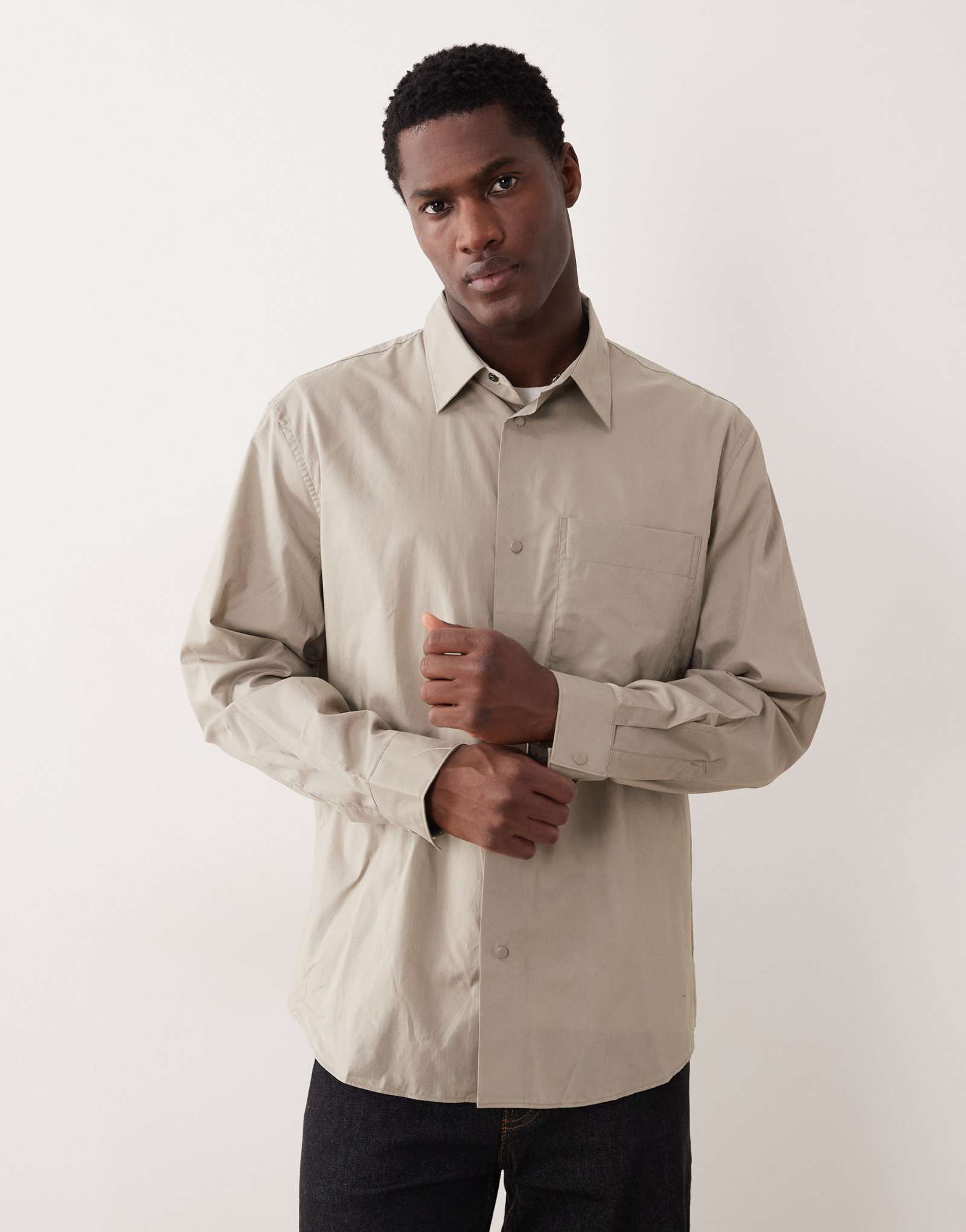 Классическая рубашка из 100% хлопка Mango цвета экрю