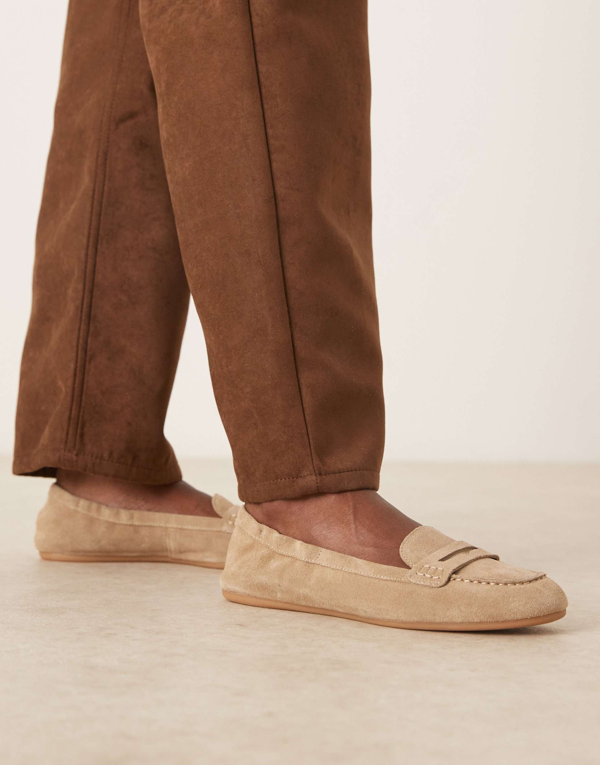 mango classic 100% suede loafers in latte