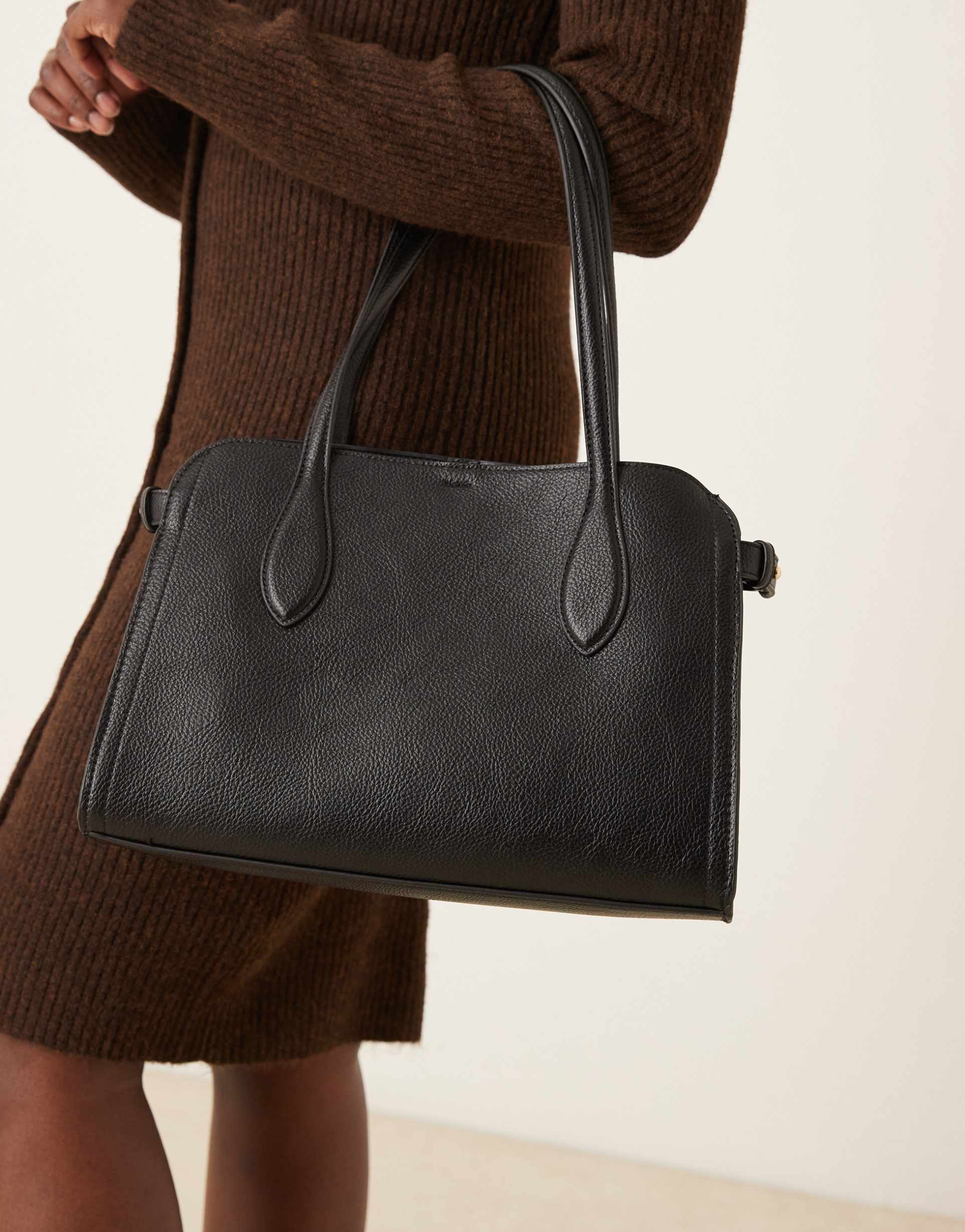 mango classic city bag in black