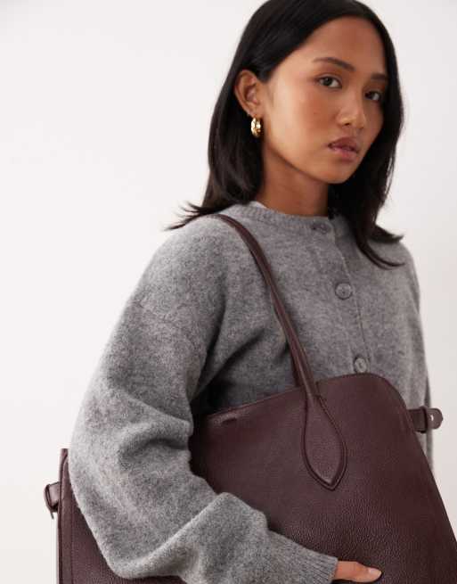 Mango classic city bag in cherry red