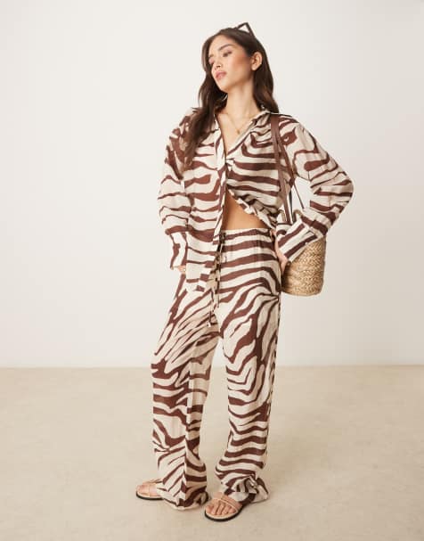 Mango - Co-ord set met oversized overhemd en broek met rechte pijpen en zebraprint in bruin - view 1