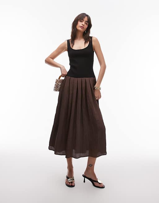 mango pleated dress + bicolor Perfect for dressing up or down Mango - Pleated A-line dress