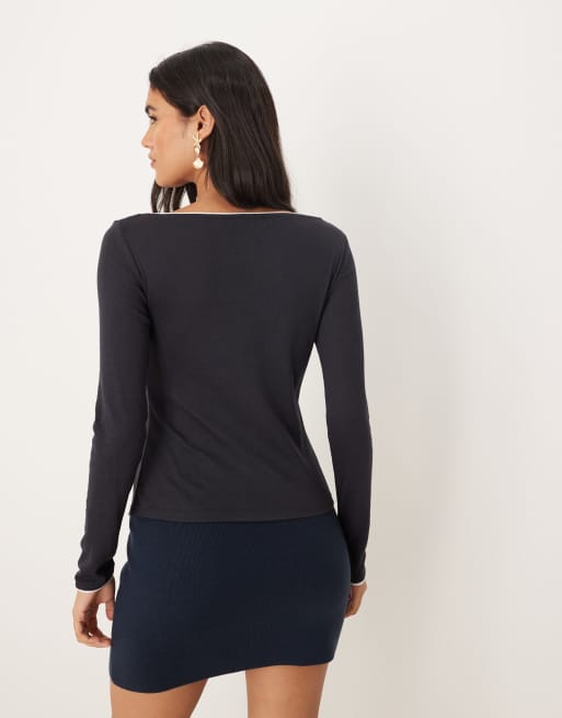 Mango contrast tipping long sleeve fine knit top in navy, 3 of 4