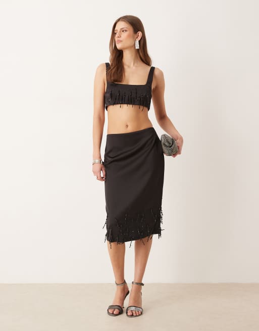 Mango - Coordinato nero con crop top decorato e gonna al ginocchio