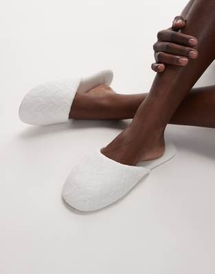Mango Cotton Embroidered Slippers