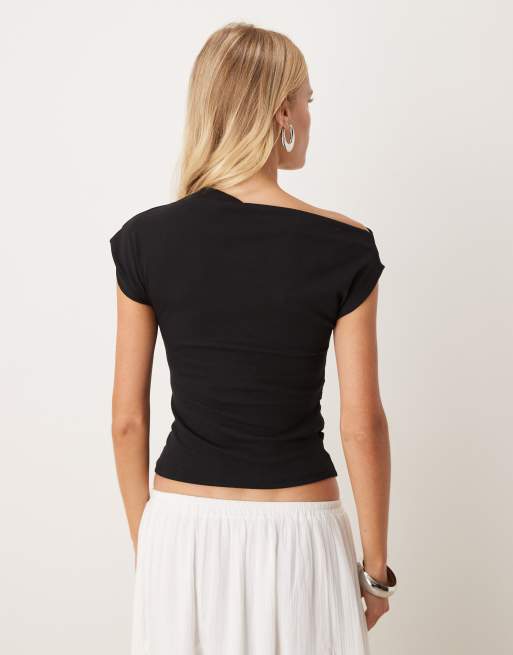 Mango cotton mix asymmetric top in black