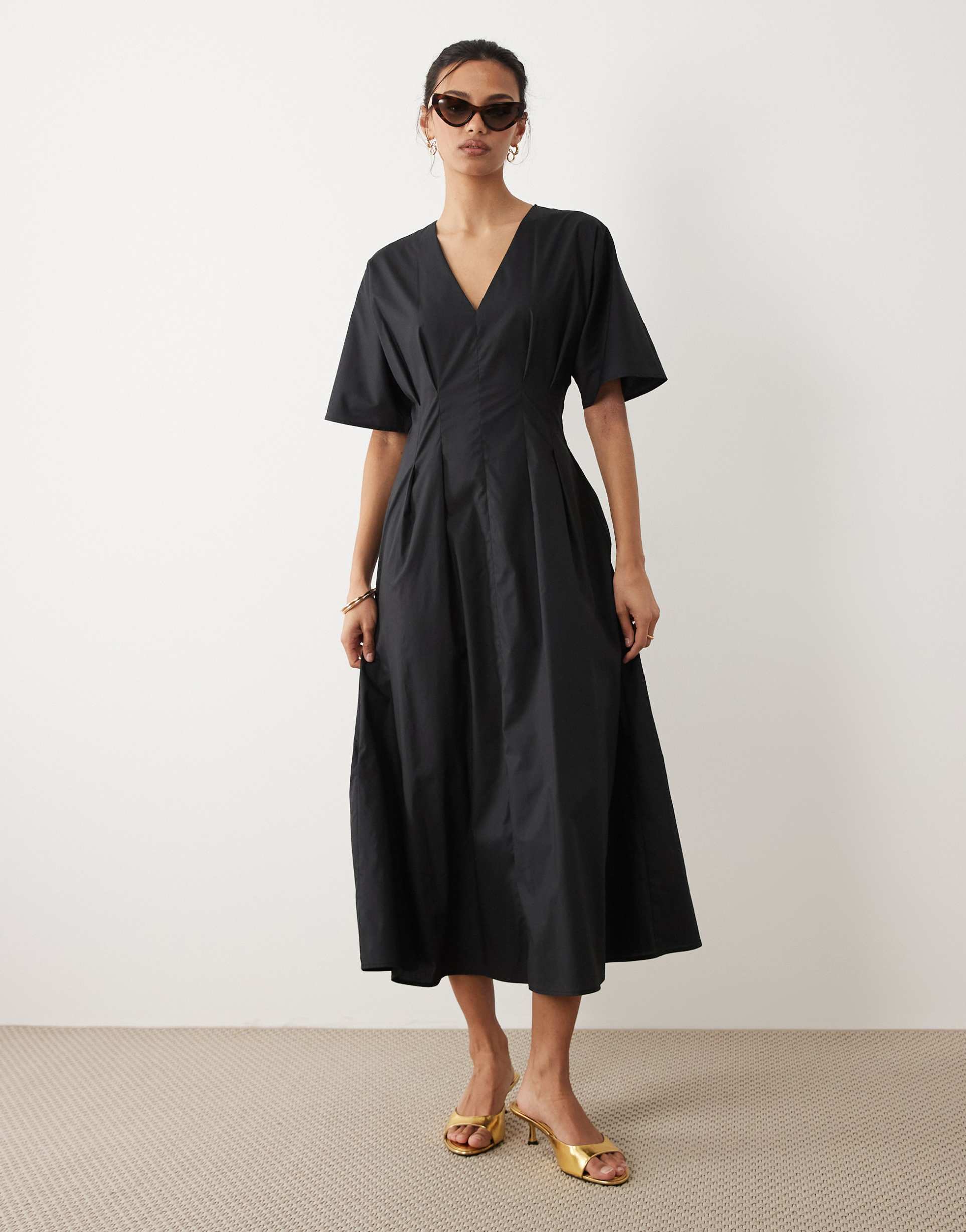 mango cotton mix v neck midi dress with puff sleeves in black