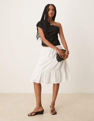 cotton tiered midi skirt in white
