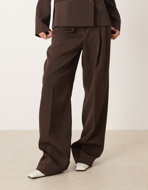 Mango – Cris Capsule – Elegante Hose in Braun mit Falten vorne, Kombiteil, 2 von 5