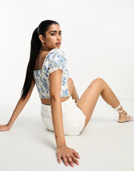 Mango Crop top à imprimé fleuri avec détail corset et manches