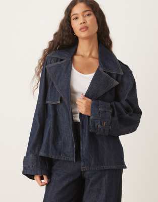 Mango - Cropped-Jeansjacke aus Baumwolle in Dunkelblau mit Bindeband an der Taille, Kombiteil