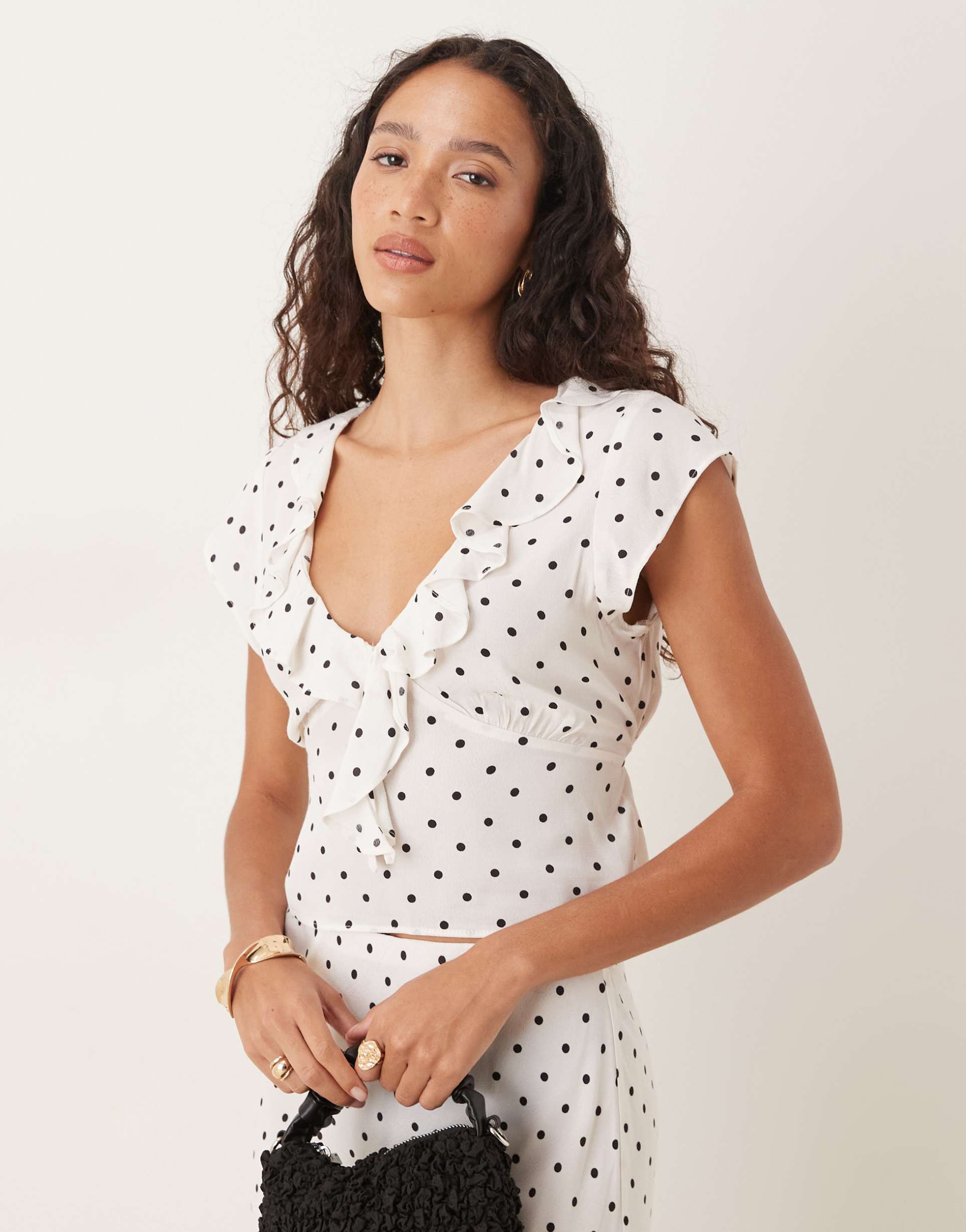 mango cropped ruffle detail blouse in polka dots - part of a set