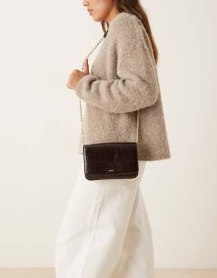 Mango Cross Body Bag In Red
