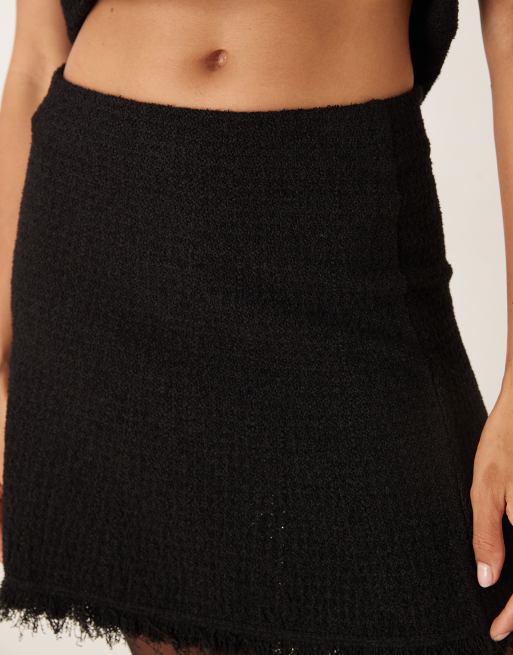 Mango – Czarna spódnica mini z dzianiny boucle z frędzlami, część zestawu, 3 z 5