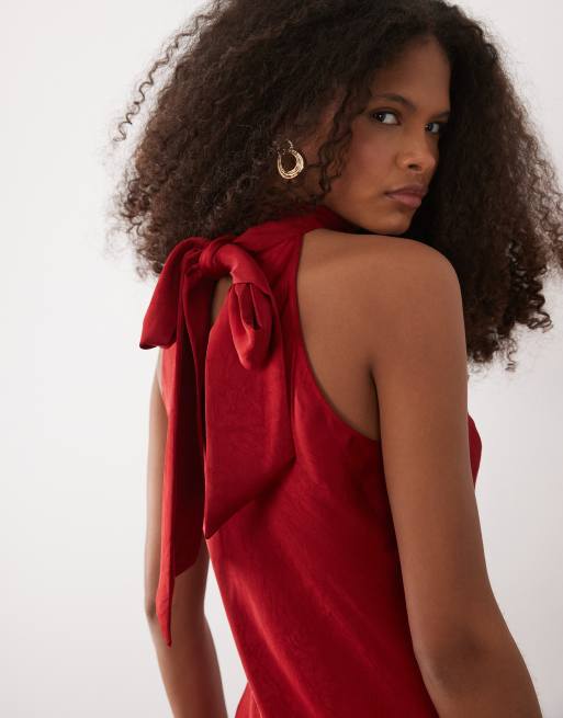 Mango – Czerwona satynowa sukienka maxi z dekoltem typu halter wiązanym na plecach, 3 z 4