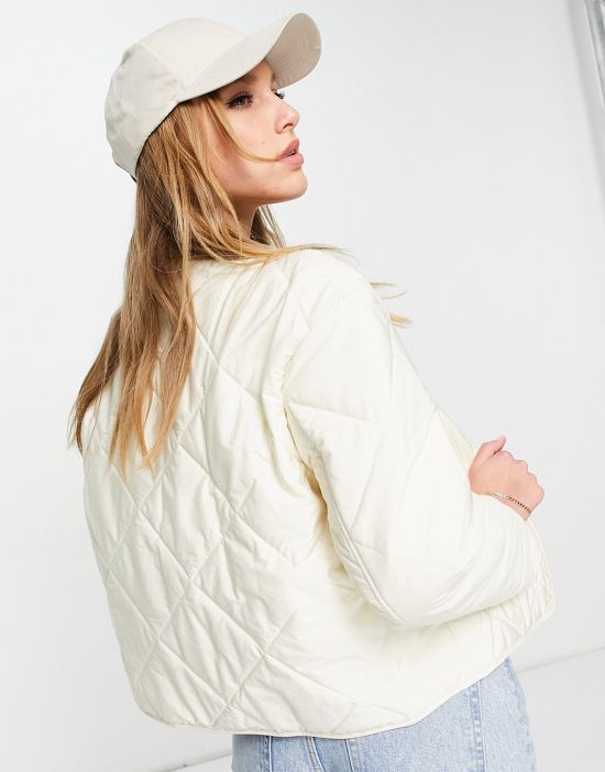 https://images.asos-media.com/products/mango-diamond-quilted-puffer-jacket-in-cream/201004972-2?$n_550w$&wid=550&fit=constrain