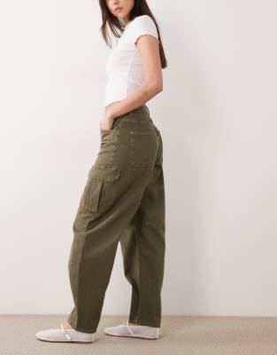 Mango Dilly Cargo Jeans In Green