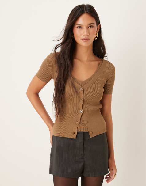 Mango – Doppellagige, kurzärmlige Strickjacke aus Feinstrick in Toffeebraun - view 1