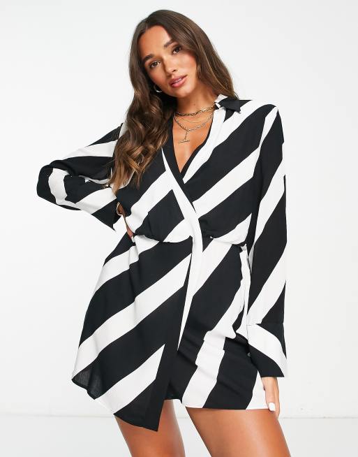 Monochrome store shirt dress