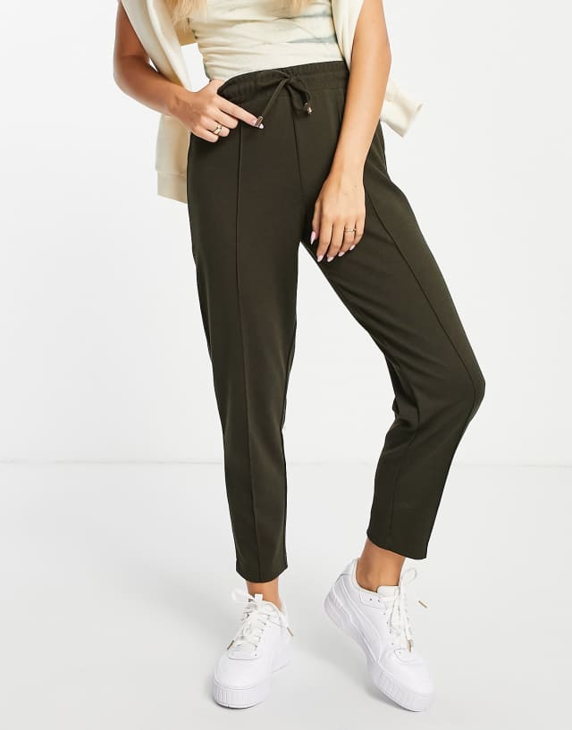 Mango elasticated sweatpant in chocolate