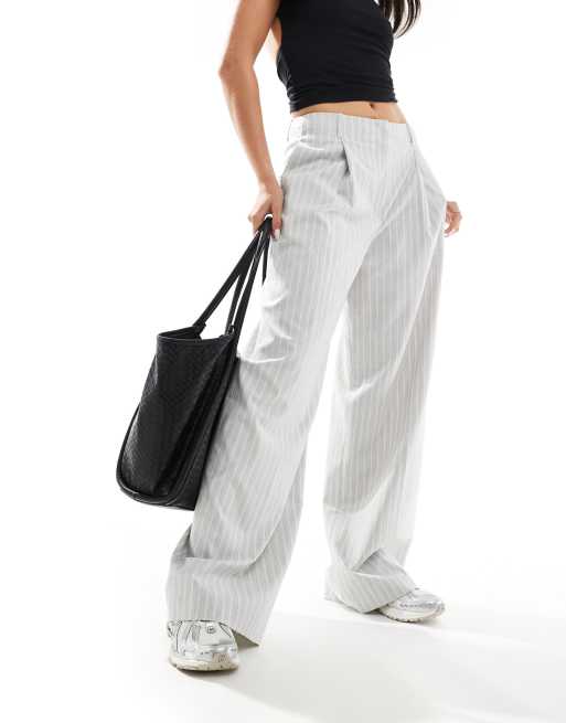 Mango - Elegante broek met knopen aan de voorkant en krijtstreep in lichtblauw, 2 van 5