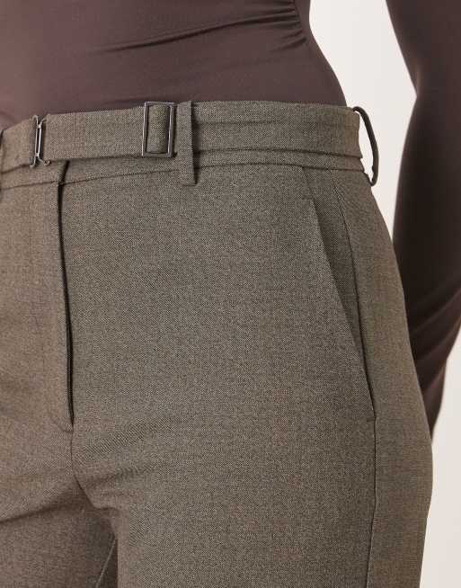 Mango – Elegante Hose in Braun mit Gürtel, 4 von 5