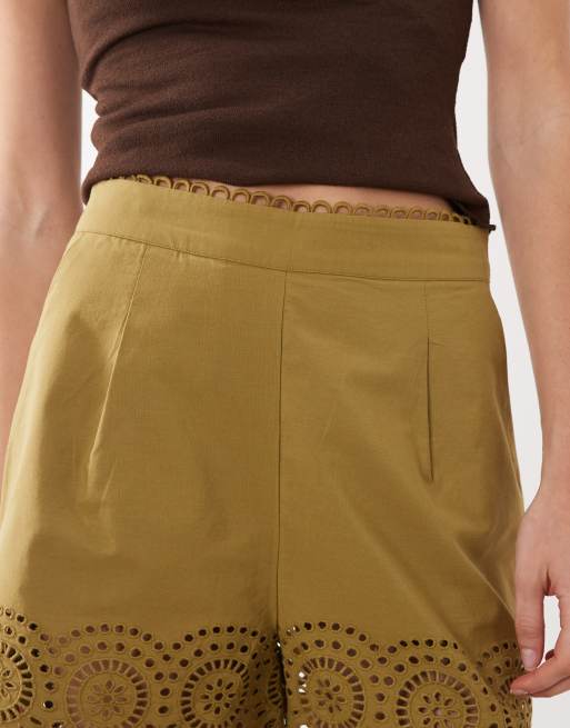 Mango - Elegante short van 100% katoen met borduursel in olijfgroen, 3 van 5