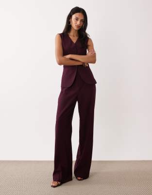 Mango - Eleganter, ärmelloser Jumpsuit in Feige-Rot