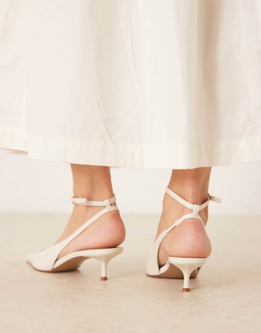 Mango - Elfenbensfarvede klassiske sko med ankelrem og kitten-hæl, 3 af 4