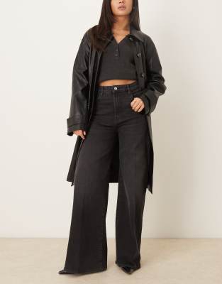 Mango - Elise - Jeans aus Baumwollmix in Grau mit weitem Bein und Bundfalten