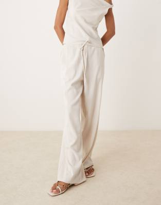 Mango - Ensemble avec débardeur sculptant à bretelles torsadées et pantalon - Ivoire - view 1