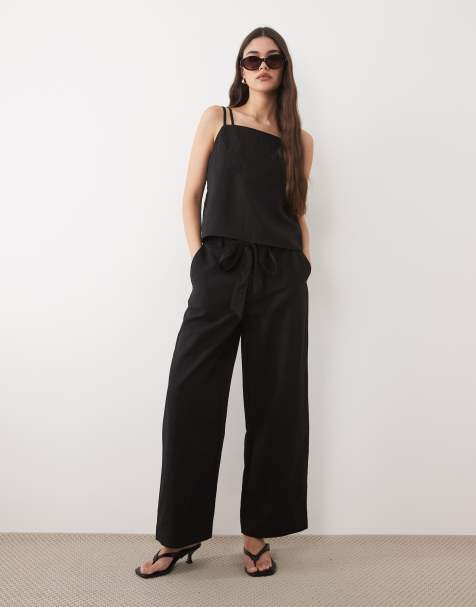 Mango - Espresso - Coordinato con canottiera con spalline sottili e scollo squadrato e pantaloni neri - view 1