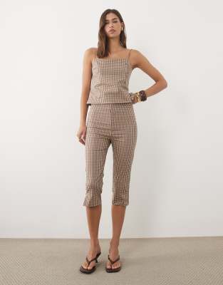 Mango Farm Capri Pants In Multi