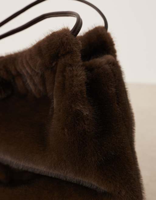 Mango faux fur oversized shoulder bag in chocolate