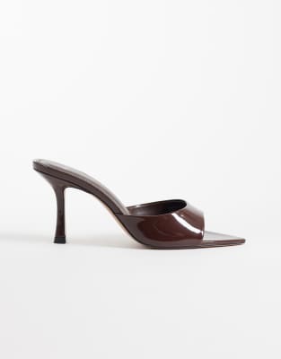  faux leather patent heeled mule in chocolate