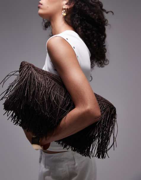 Mango Featuring Kaia Gerber - Mørkebrun clutch-taske i raffia - view 1