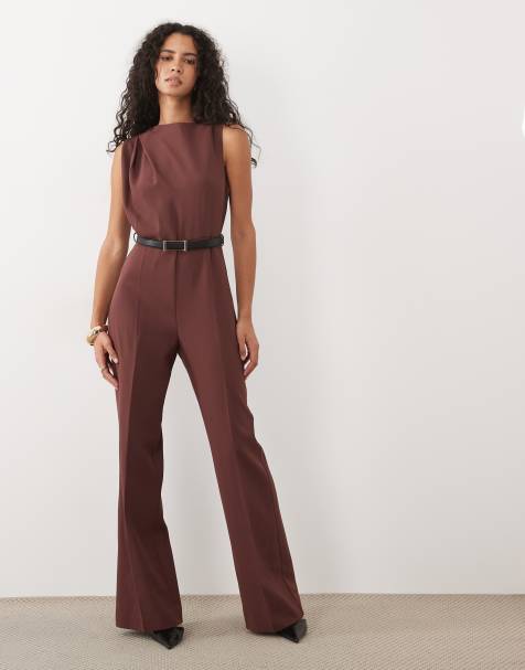 Mango figursydd ärmlös jumpsuit med skärp i brun - view 1