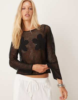 Mango Flower Placement Knit Top In Black