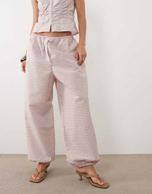 Mango Franchy balloon trouser co-ord in pink check, 2 of 5