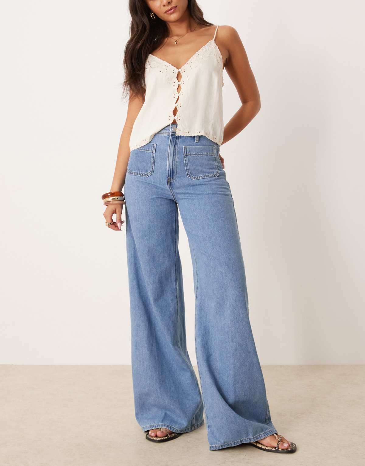 Mango front pocked pleat front jean in medium blue