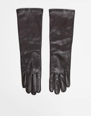 Canape cuir marron foncé, 155cm de long et 90 cm de large à Larressore