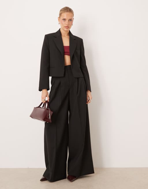 Mango Garbo cropped blazer co-ord in black, 2 of 4